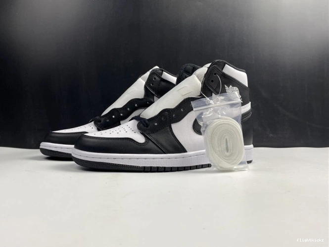 Black Air (2014) Retro 1 555088-010 White Jordan 0718